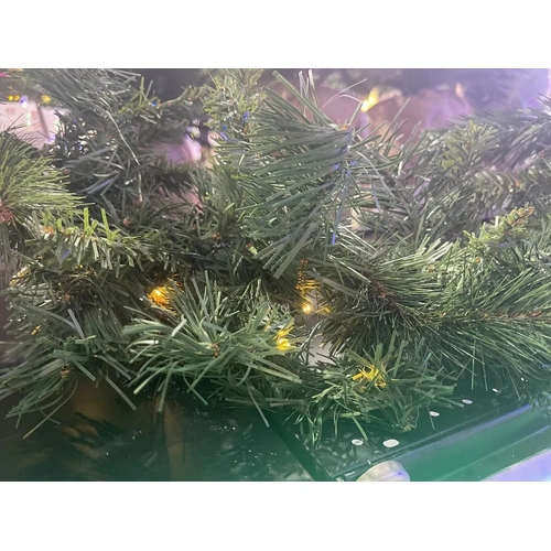 9'' Pre Lit Majestic Pine Garland